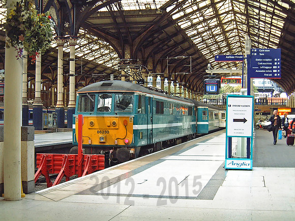 86230-Y-LiverpoolStreet-070102-JC51