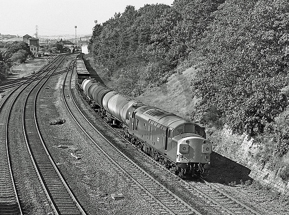 37020-Horbury-Cutting-110981-RP7452