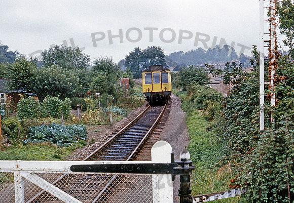 W55032 Bradpole Crossing 0971 RPCJV462