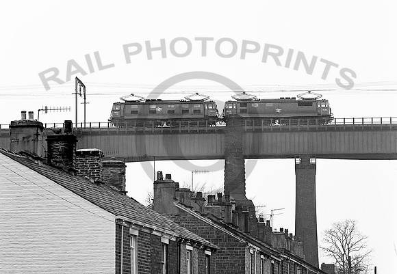 76012-Y-DintingViaduct-260281-JC290