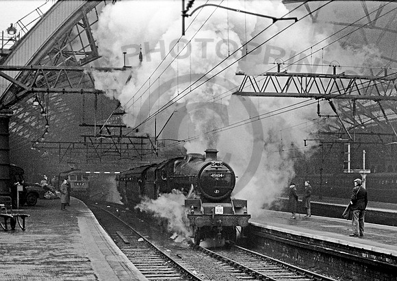 45654 Liverpool LS 041265 CW702