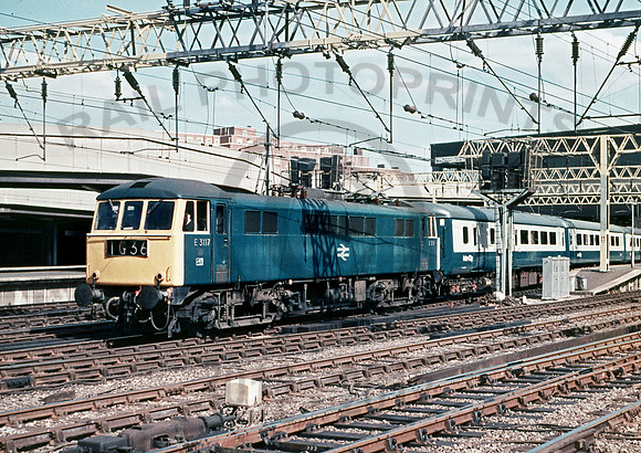 E3117 Euston 010572 RC-J290