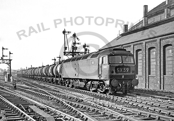 D1688-Y-Gloucester-130365-JC