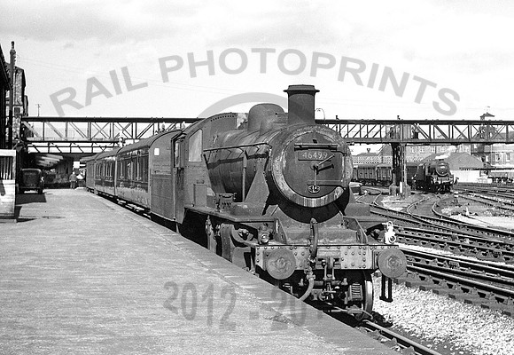 46499-Y-Derby-0463-RPC225