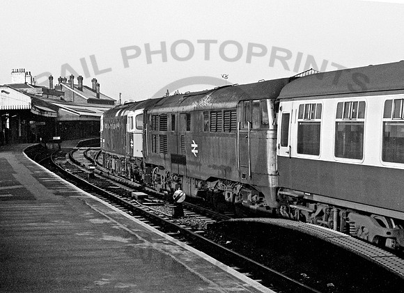 31422-33020-Salisbury-110278-JC2