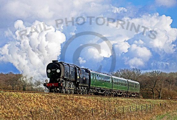 33001 Freshfield Bank Bluebell Rly 110200 BR292