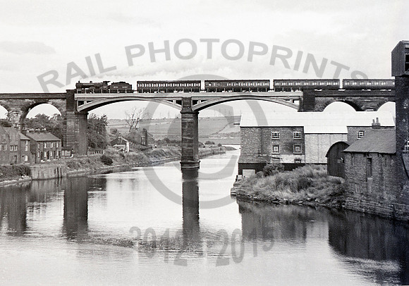 4p-Y-WeaverViaduct-1948-RW584