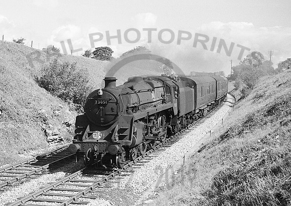 73051-Y-Masbury-0762-RPC884