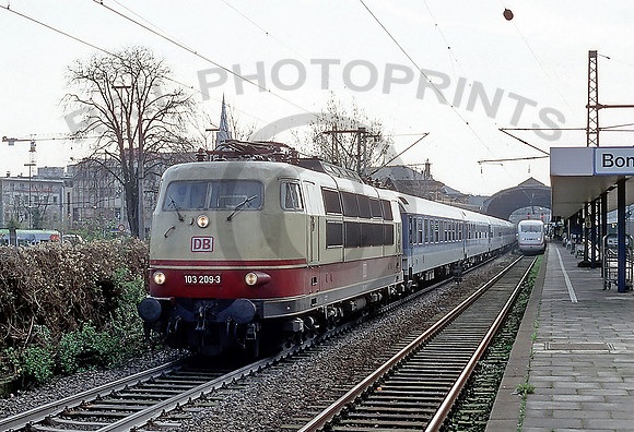 103209-Y-Bonn-250300-LP1