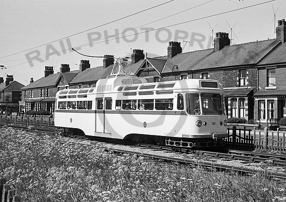 Tram 321 Blackpool  020663 IT543