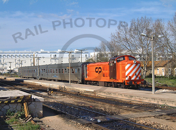 CP 1434 Lagos 090203 JC821