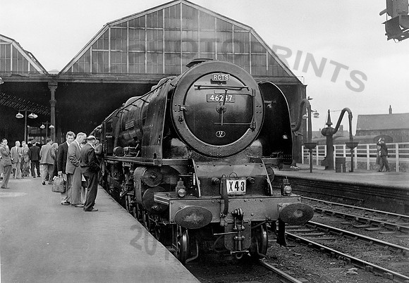 46247-LeedsCity-090761-RPC242