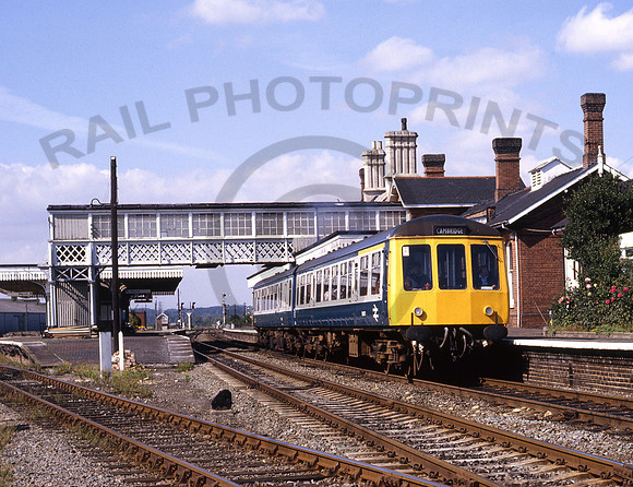 Class114-56037-Y-Sleaford-110982-RP822