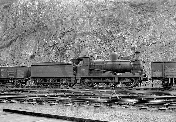 864-Y-Machynlleth-171152-HB005
