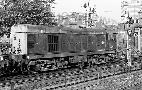 20020-Inverness-010678-JC11