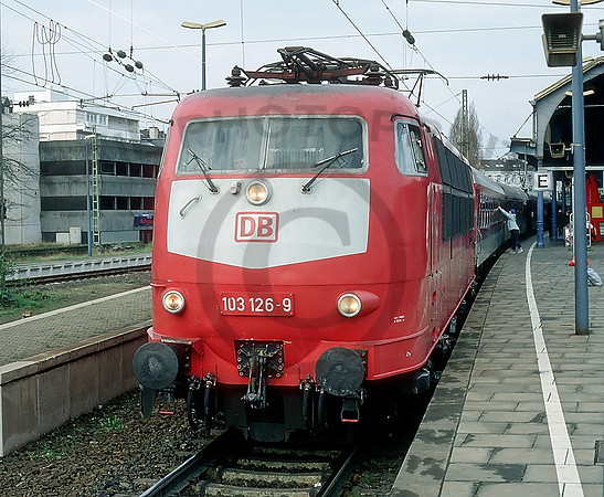 103126-Y-Bonn-250300-LP2