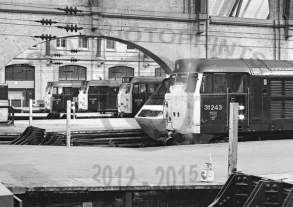 31243-Y-KingsCross-041281-JC556