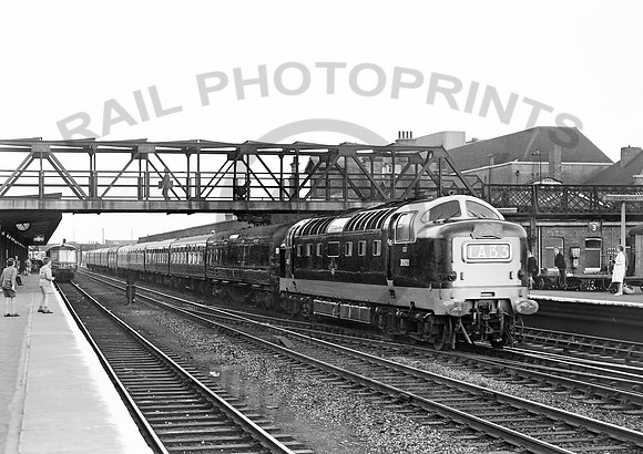 D9021-Y-Doncaster-0862-RW105