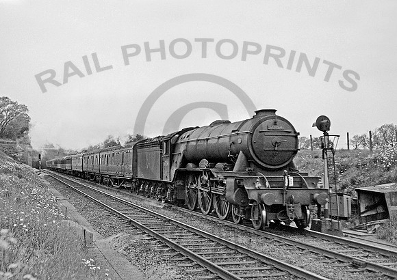 60054 Peasecliffe 220561 HB305