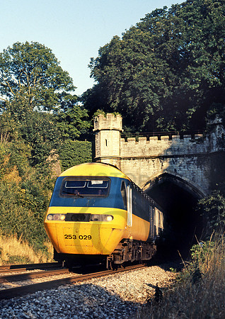 253029-TwertonTunnel-220882-JC116