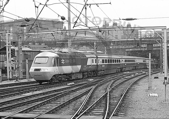 254027 Kings Cross  100379 JC810