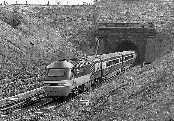 254019-Y-StokeTunnel-080379-JC791