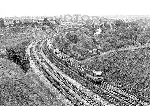 253003-Y-Narroways Bristol-210877-JC1