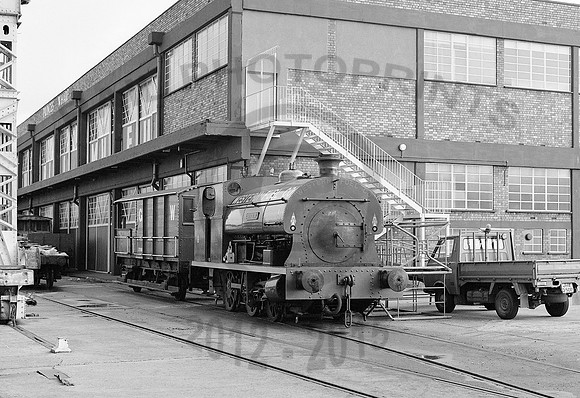 Peckett1 940-Henbury-Y-WappingWharf-270981-JC700