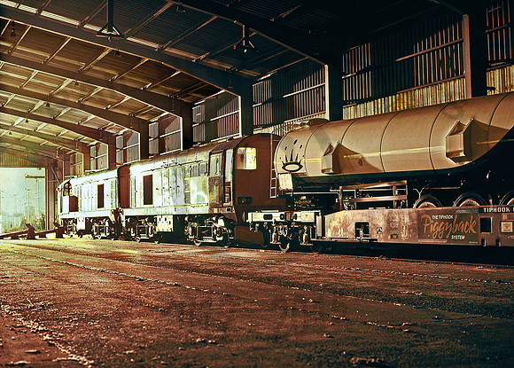 20303-20305 Cricklewood-300697-GE303RR