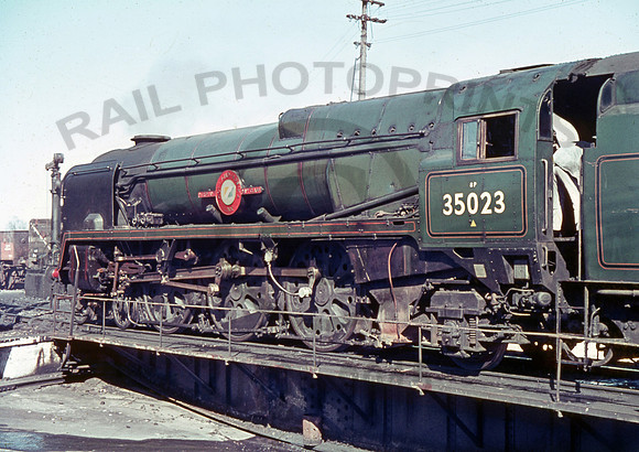 35023 Templecombe  280365 HB697