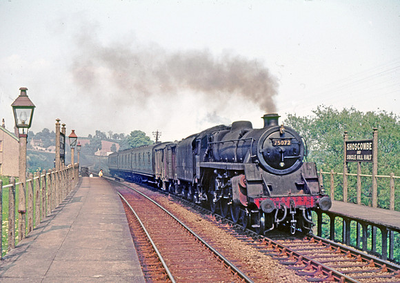 75072 Shoscombe and Single Hill Halt  010663 HB696