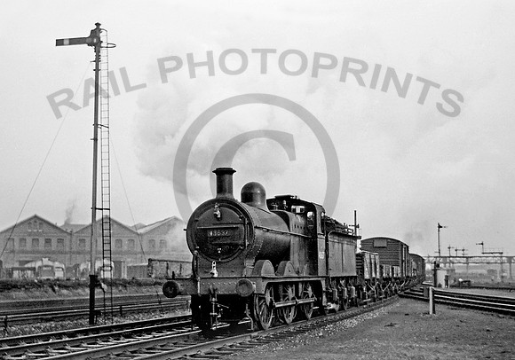 43637-Derby-0363-RPC083
