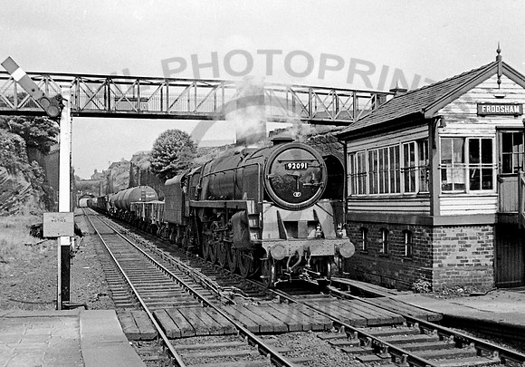 92091 Frodsham 0665 CW157