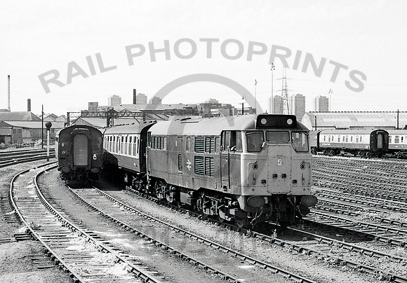 31233 Stratford 140681 JC553