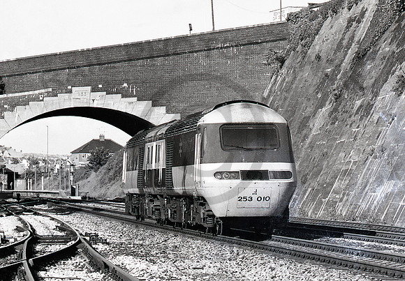 253010 Bristol West 040681 JC574