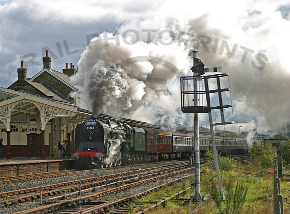 71000 Hellifield 091004 RPC710