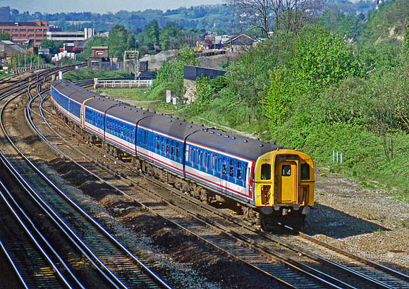 Class 423-7809-Y-Earlswood-040587-JC757