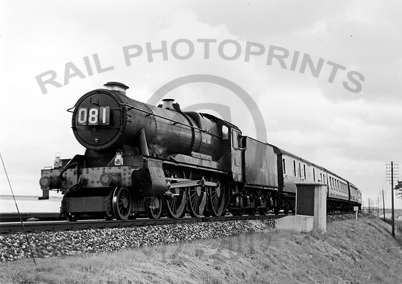 1022 Starcross  1958  NP250