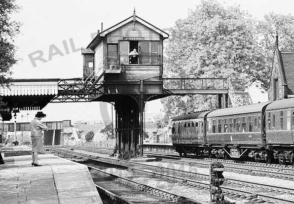 Atherstone Signal box 230561 HB794