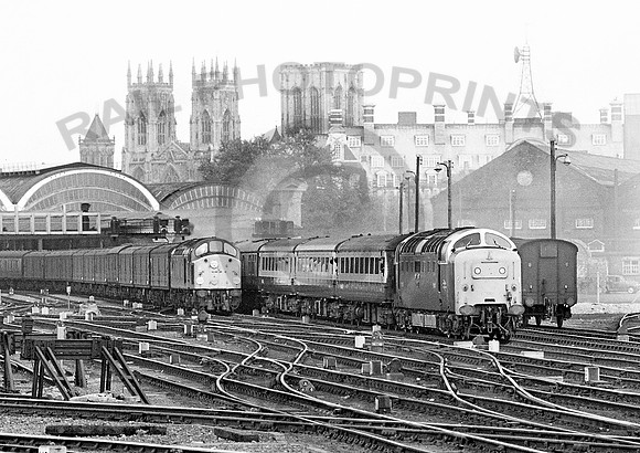 55007-40019-Y-York-010680-JC558