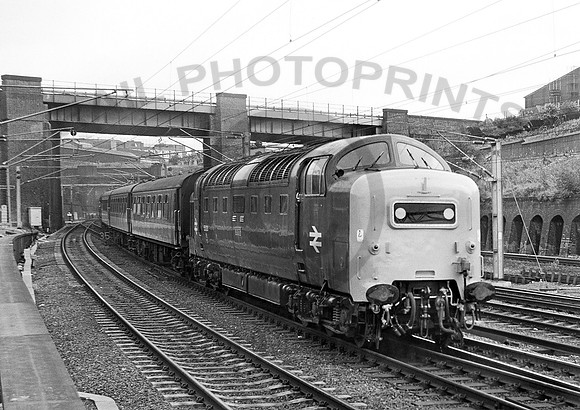 55020-GasworksTunnel-120977-JC332