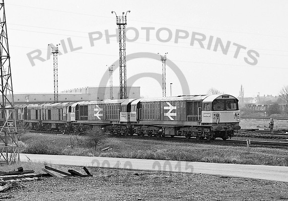 58009-58003-Y-Toton-110284-JC211