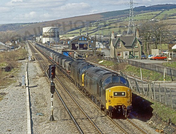 37302-37224-Pontyclun-220382-JC211