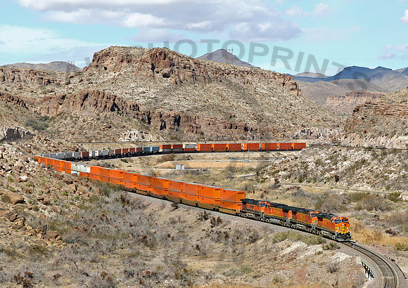BNSF 7727-KingmanCanyon-110207-JC321