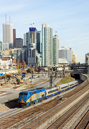 Via Rail 903 Toronto 101108 JC723