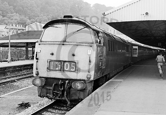 1005-Y-BathSpa-120676-JC100