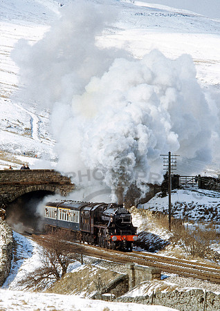 -5305-Y-AisGill-220380-CW005