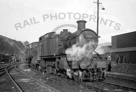 4124-Worcester-0263-RPC293