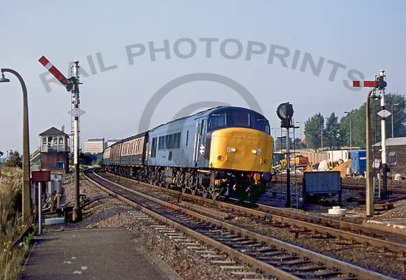 45106 Hendon  010979 DM268-25