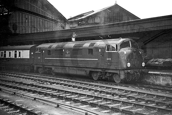 D809-Y-Bristol-170363-JC